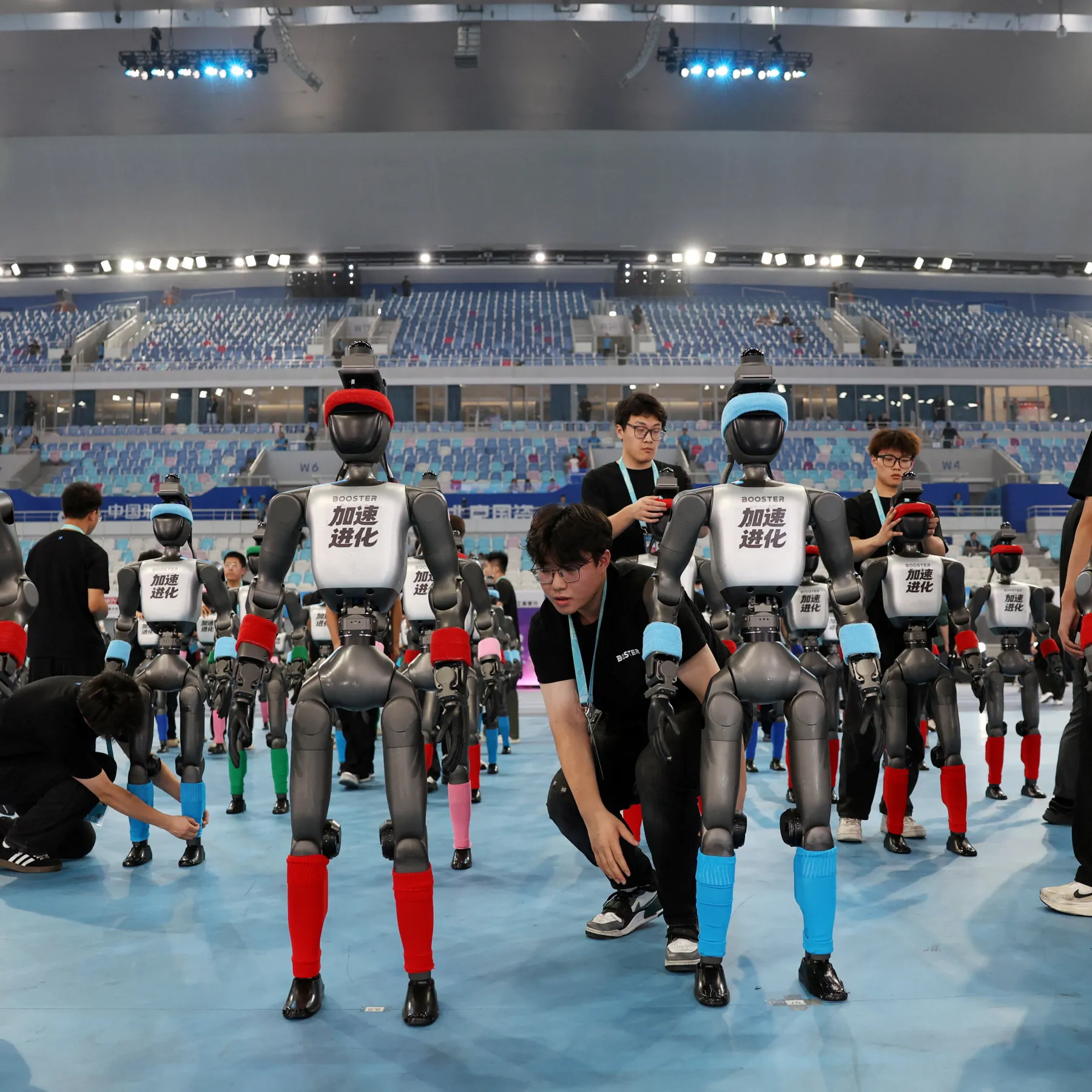 Các robot tranh tài ở nhiều nội dung nhằm thể hiện khả năng vận động và thực hiện các nhiệm vụ vốn trước đây chủ yếu do con người đảm nhiệm. (Ảnh: aljazeera.com) Các robot tranh tài ở nhiều nội dung nhằm thể hiện khả năng vận động và thực hiện các nhiệm vụ vốn trước đây chủ yếu do con người đảm nhiệm. (Ảnh: aljazeera.com)